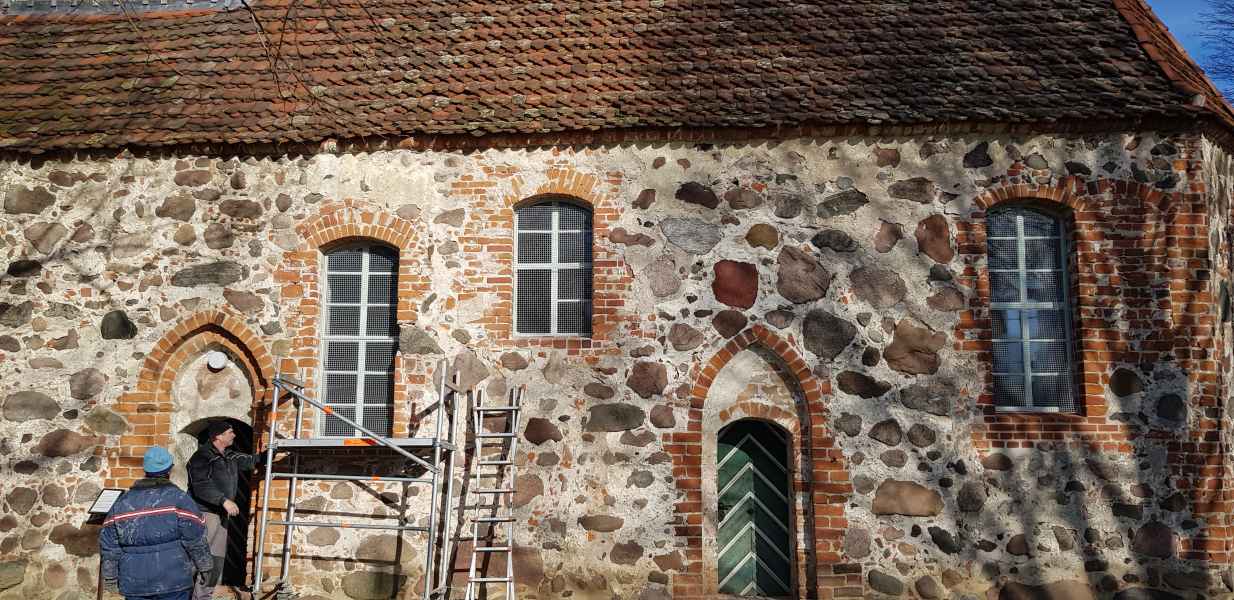 Neue Fenstergitter 01.03.2021